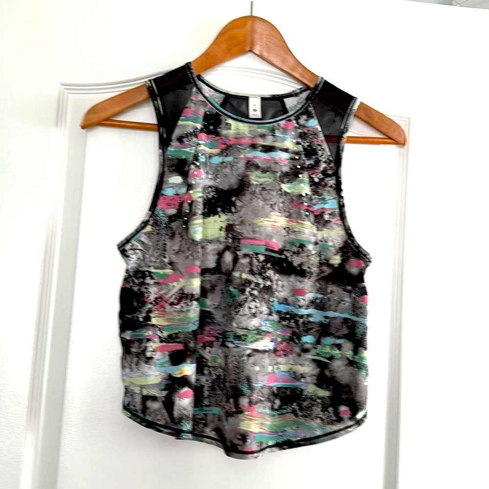 Lululemon tank top